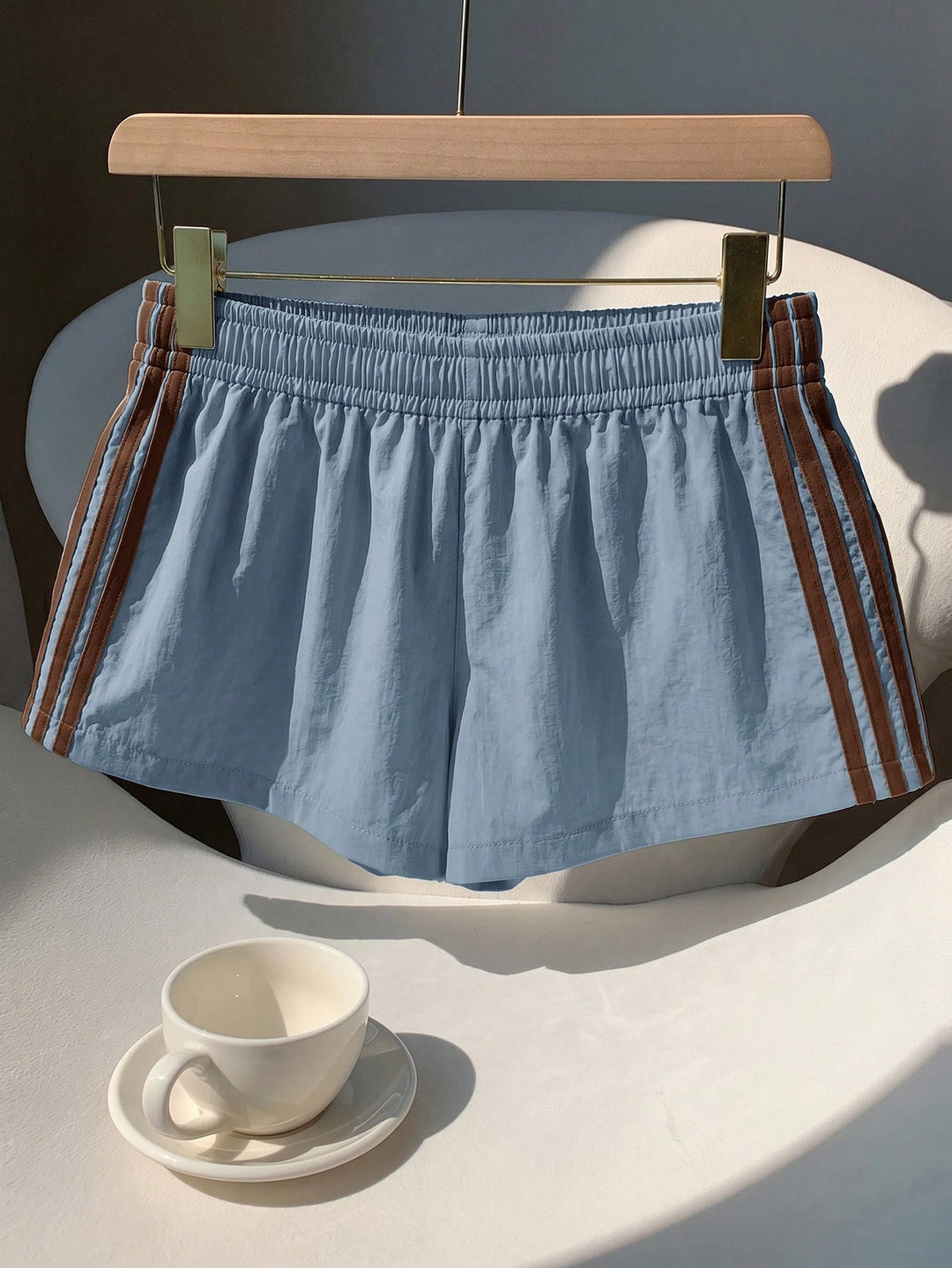 Pantaloni scurți SHEIN, albastru