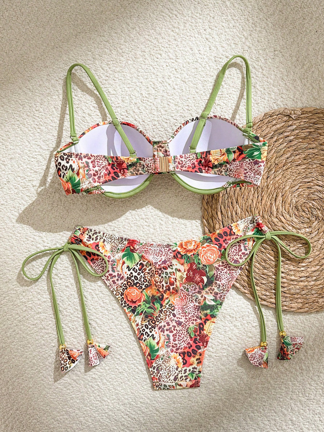 Set bikini SHEIN, mix culori