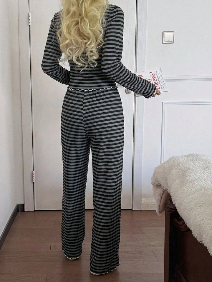 Pijama SHEIN, mix culori