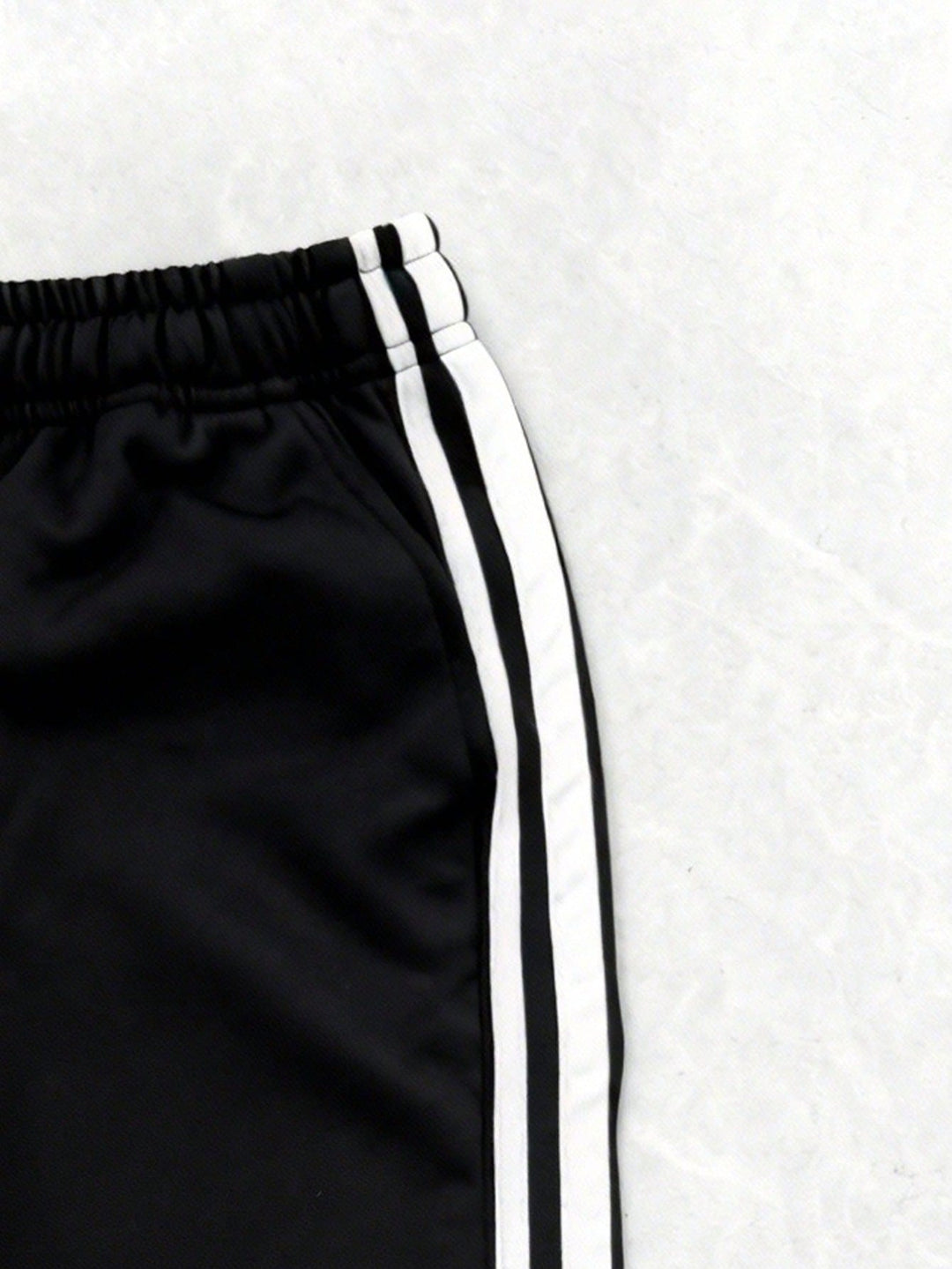 Pantaloni SHEIN, negru