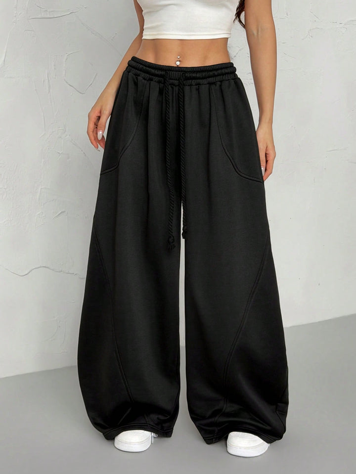 Pantaloni SHEIN, negru