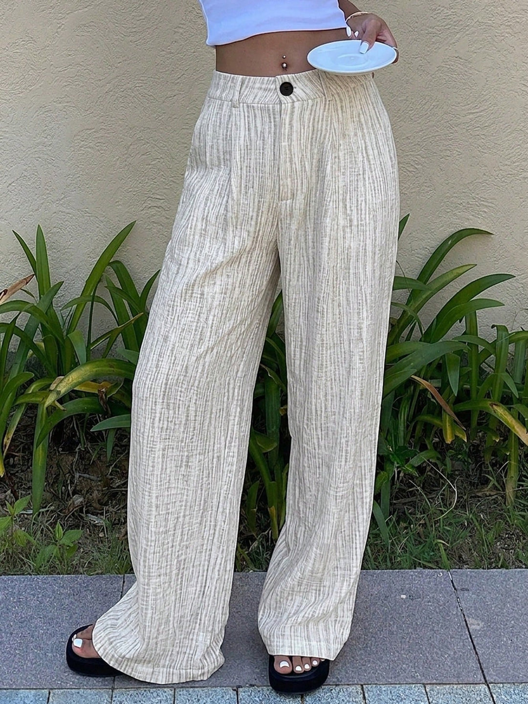 Pantaloni SHEIN, alb