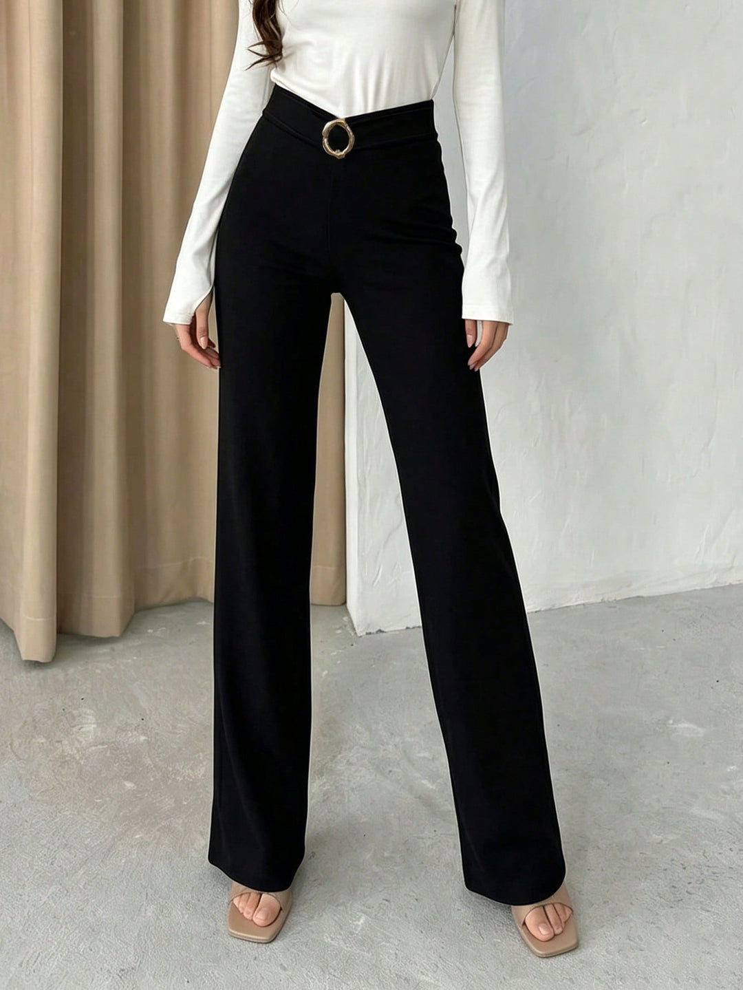 Pantaloni SHEIN, negru