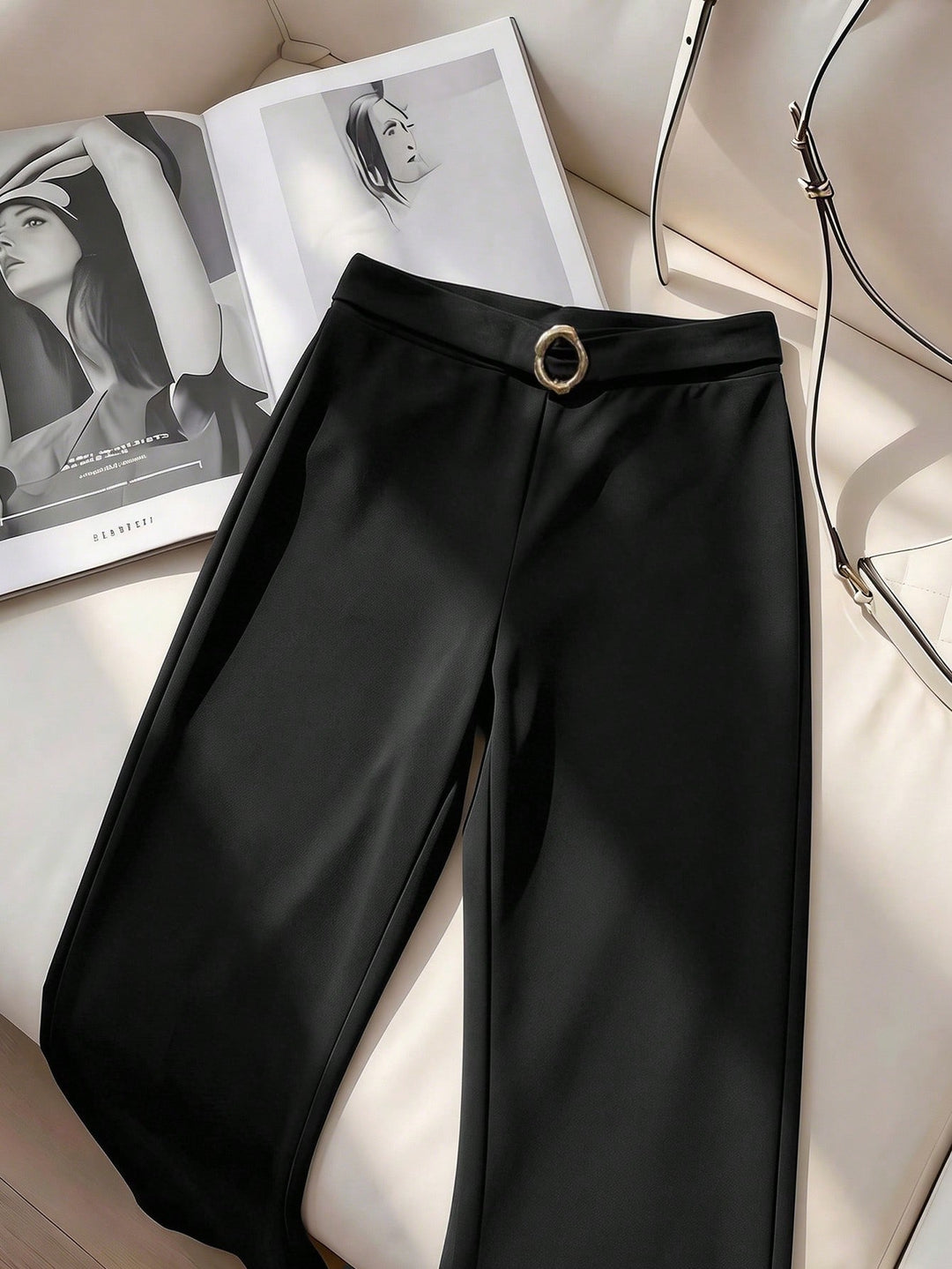 Pantaloni SHEIN, negru