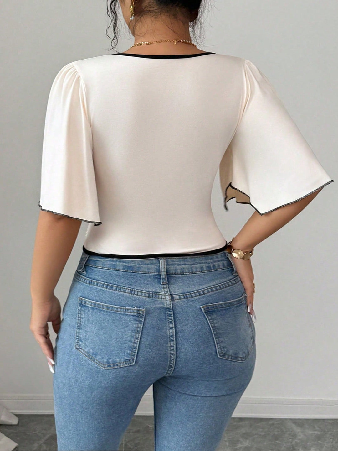 Tricou SHEIN, auriu
