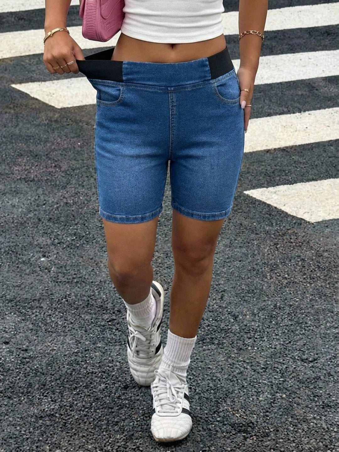 Pantaloni scurți SHEIN, albastru
