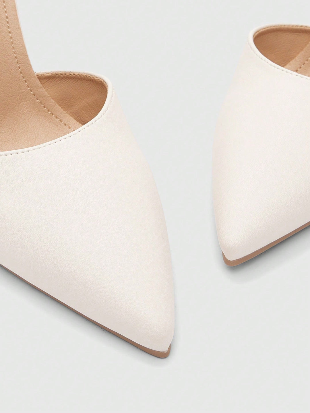 Pantofi cu toc SHEIN, crem