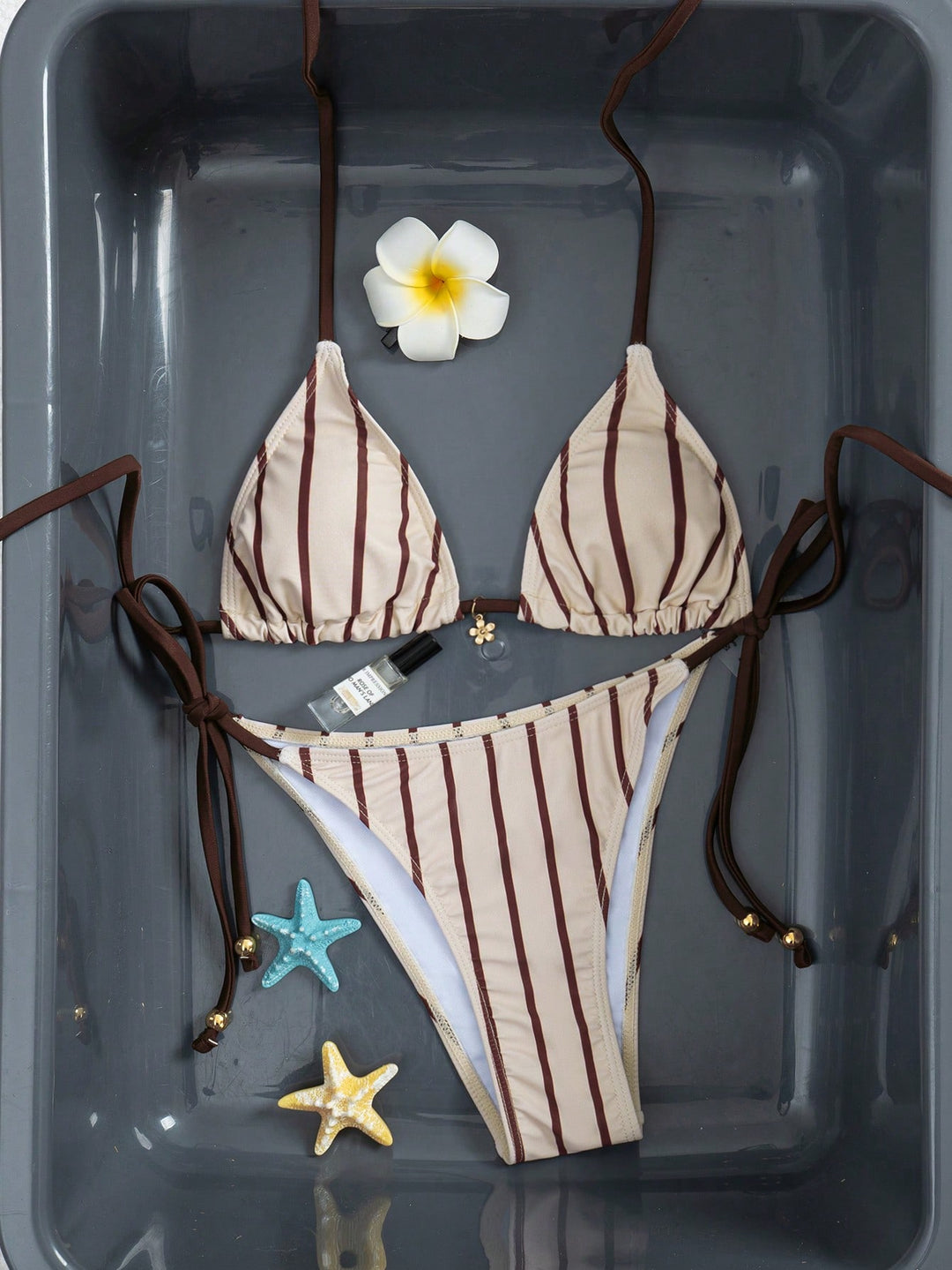 Set bikini de baie SHEIN, mix culori