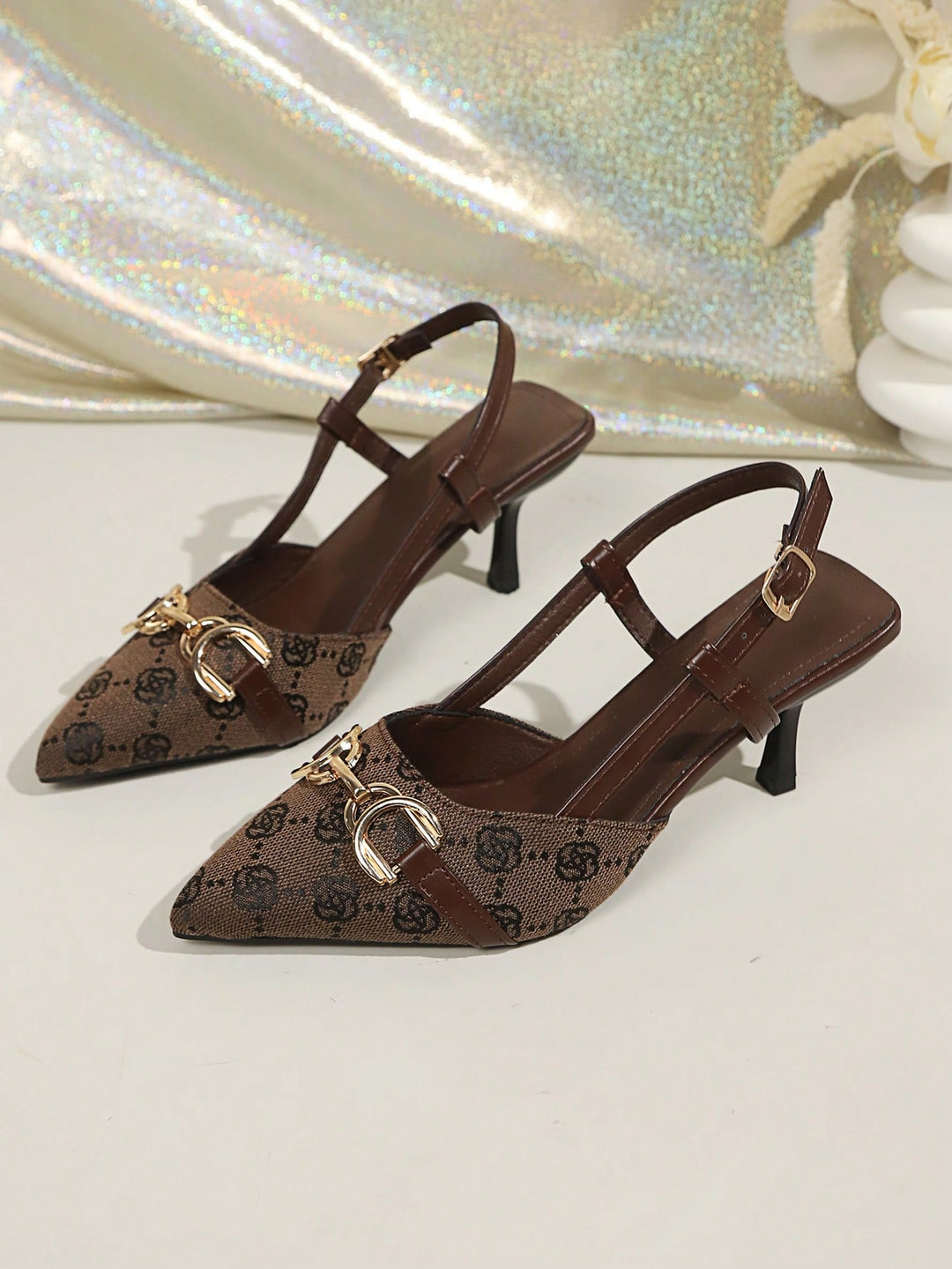 Pantofi cu toc SHEIN, maro