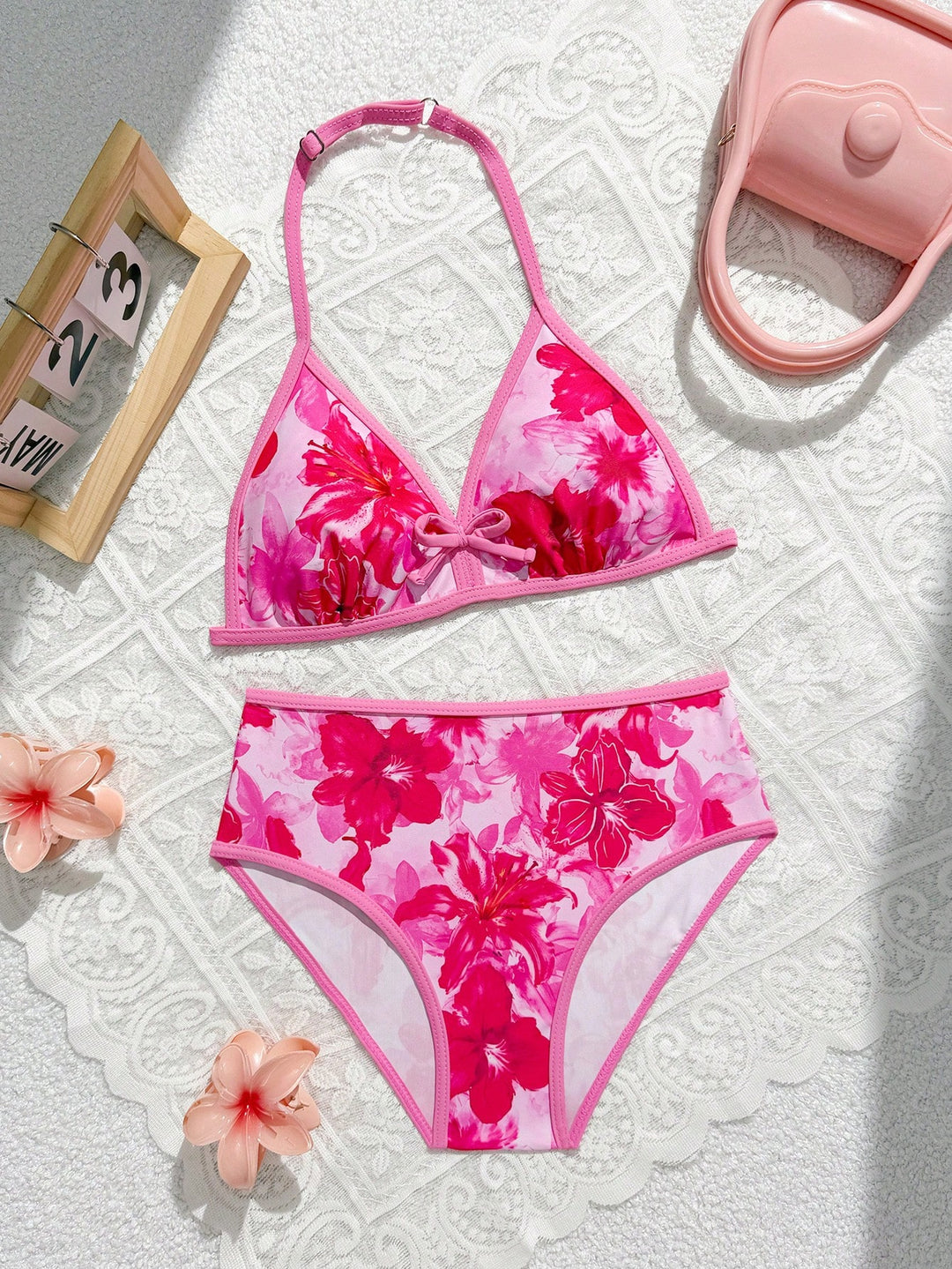 Set bikini SHEIN, roz