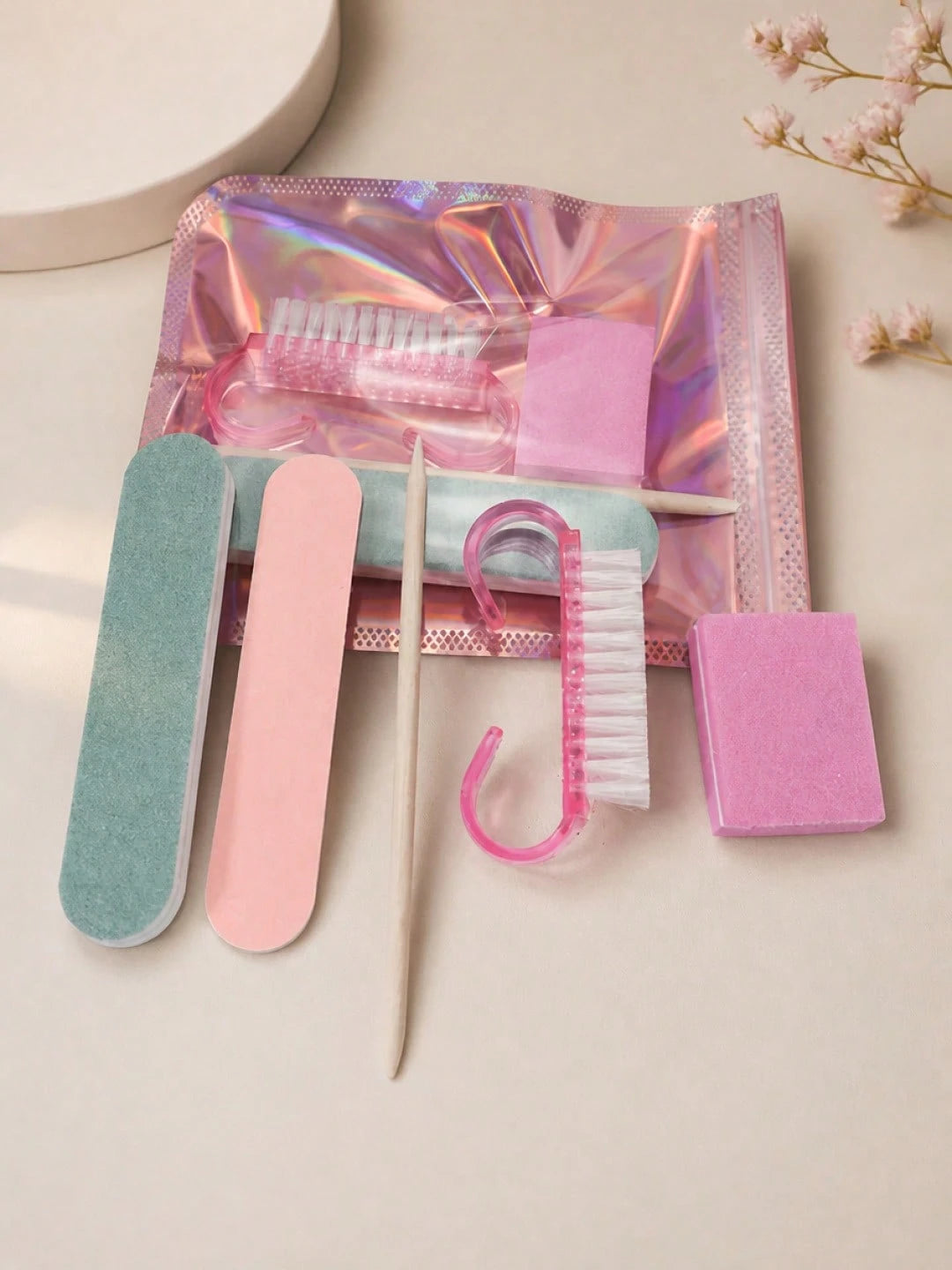 Set mini de manichiură SHEIN, mix culori