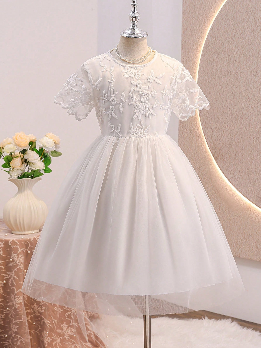 Rochie SHEIN, alb