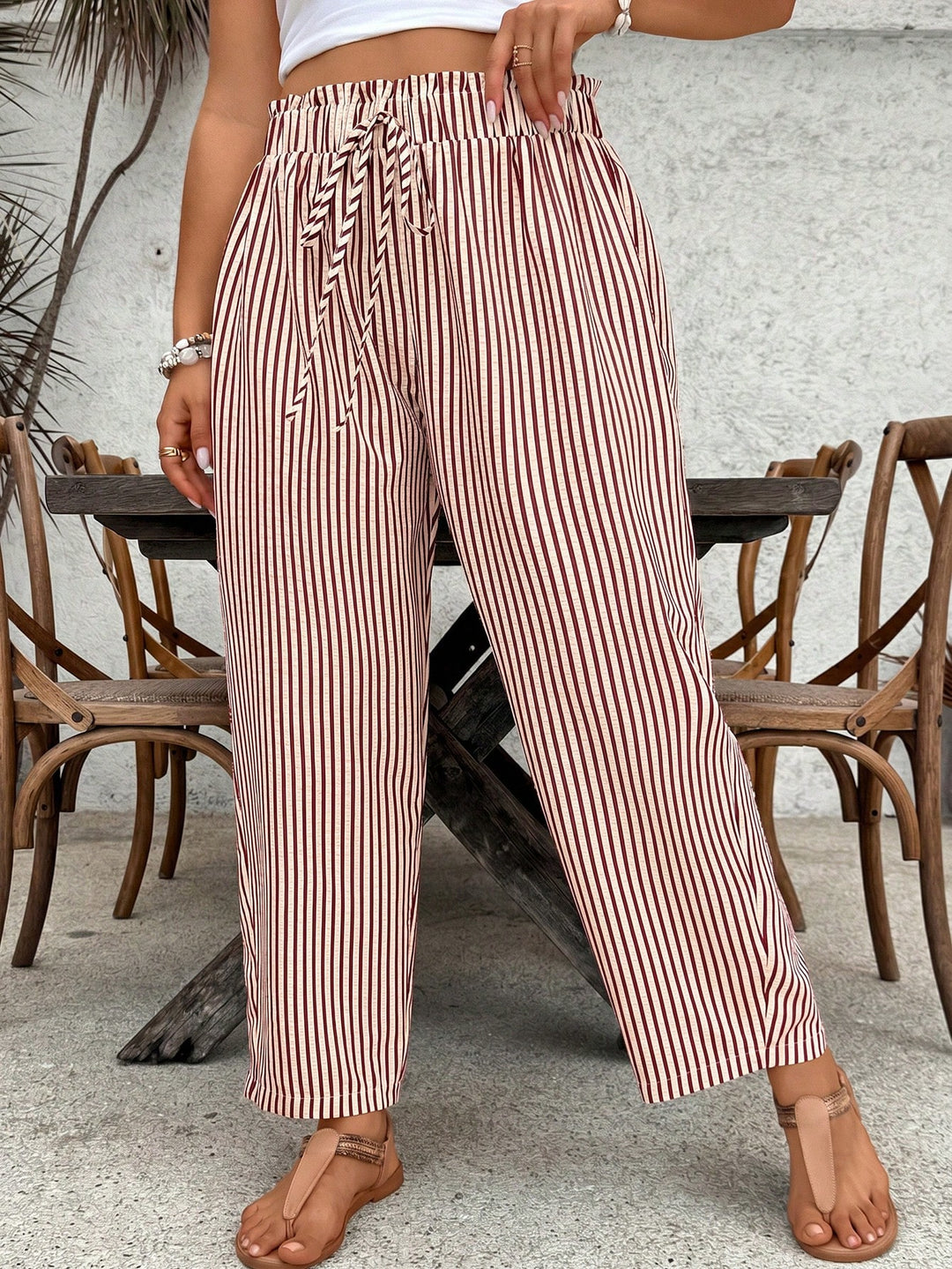 Pantaloni SHEIN, vișiniu