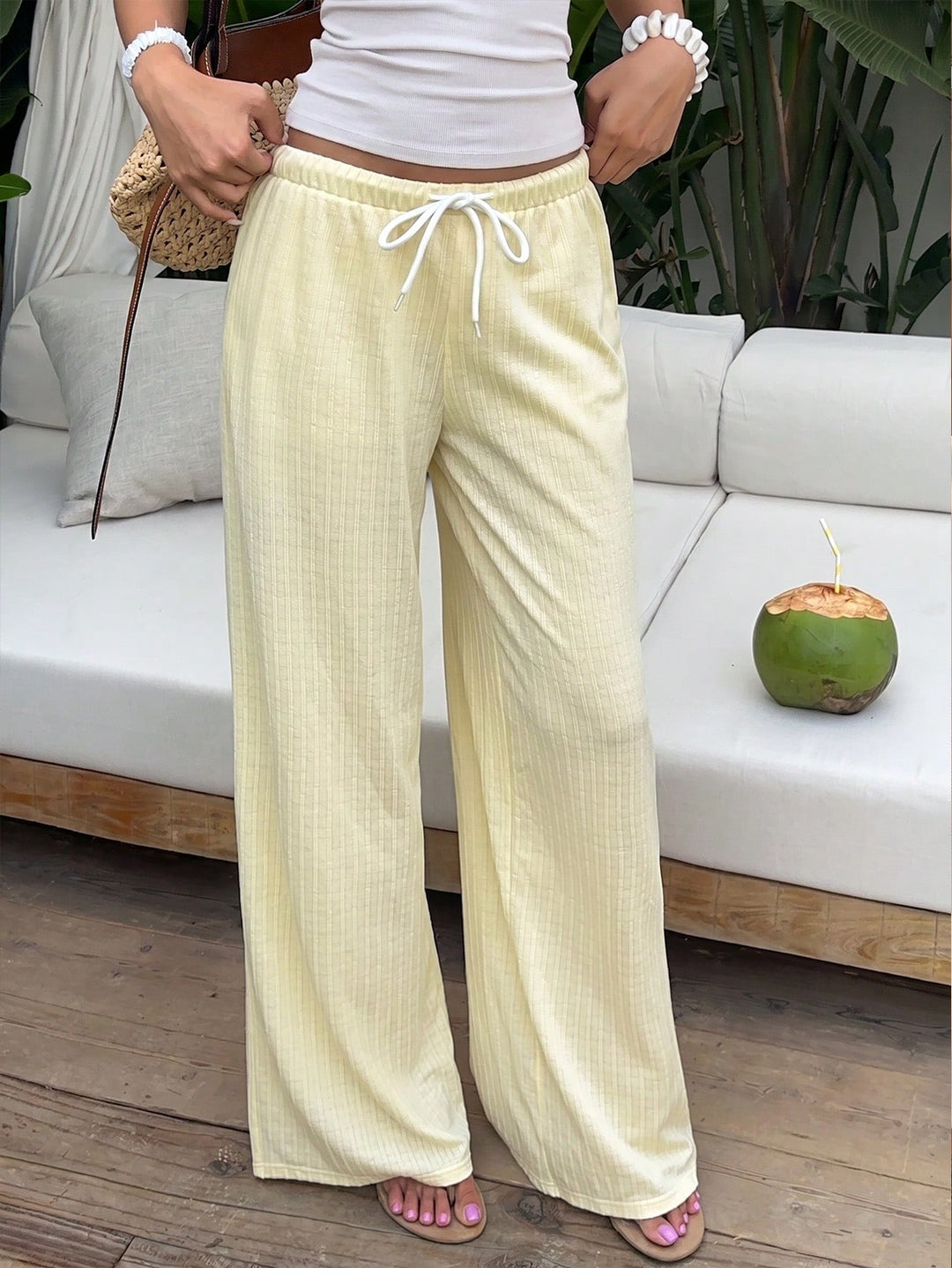 Pantaloni SHEIN, galben