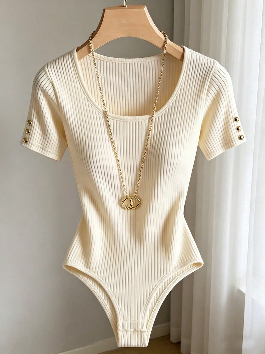 Body SHEIN, bej