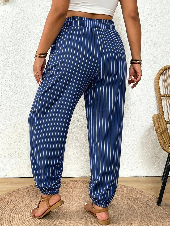 Pantaloni SHEIN, mix culori