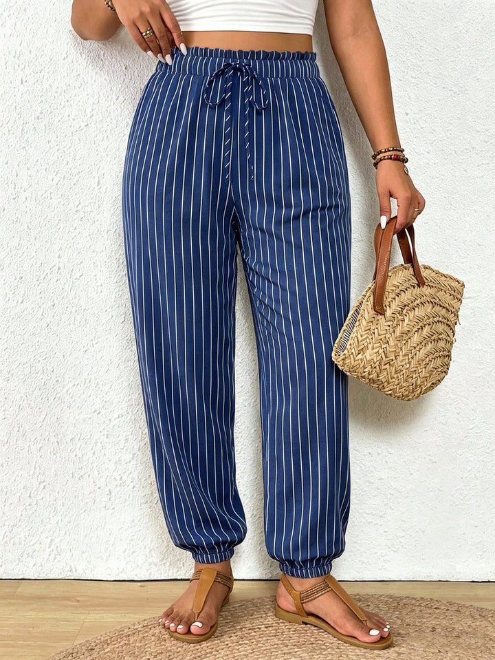 Pantaloni SHEIN, mix culori