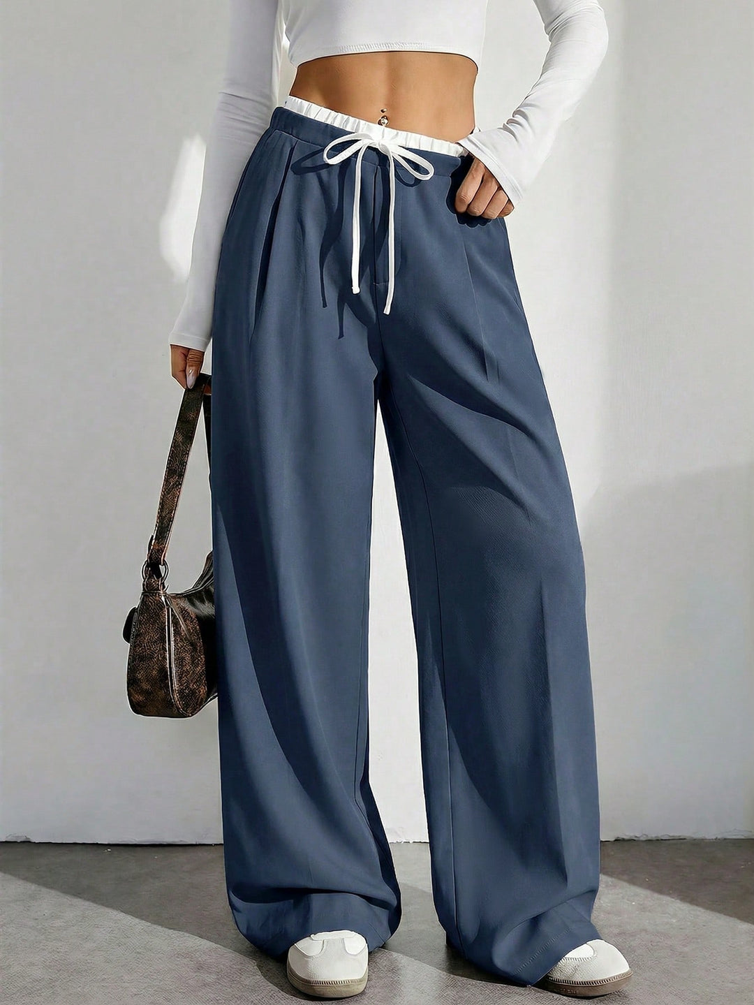 Pantaloni SHEIN, albastru