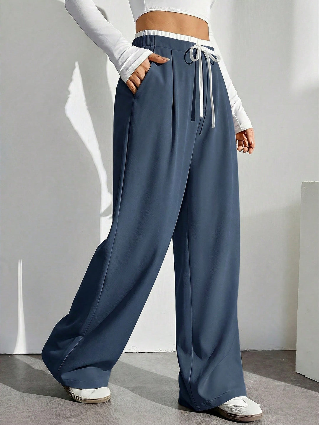 Pantaloni SHEIN, albastru