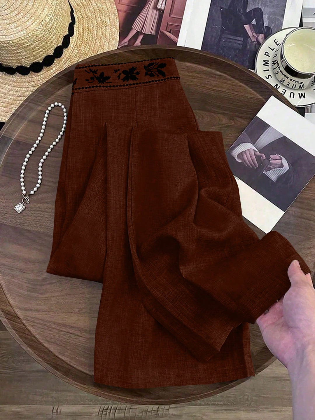 Pantaloni SHEIN, maro