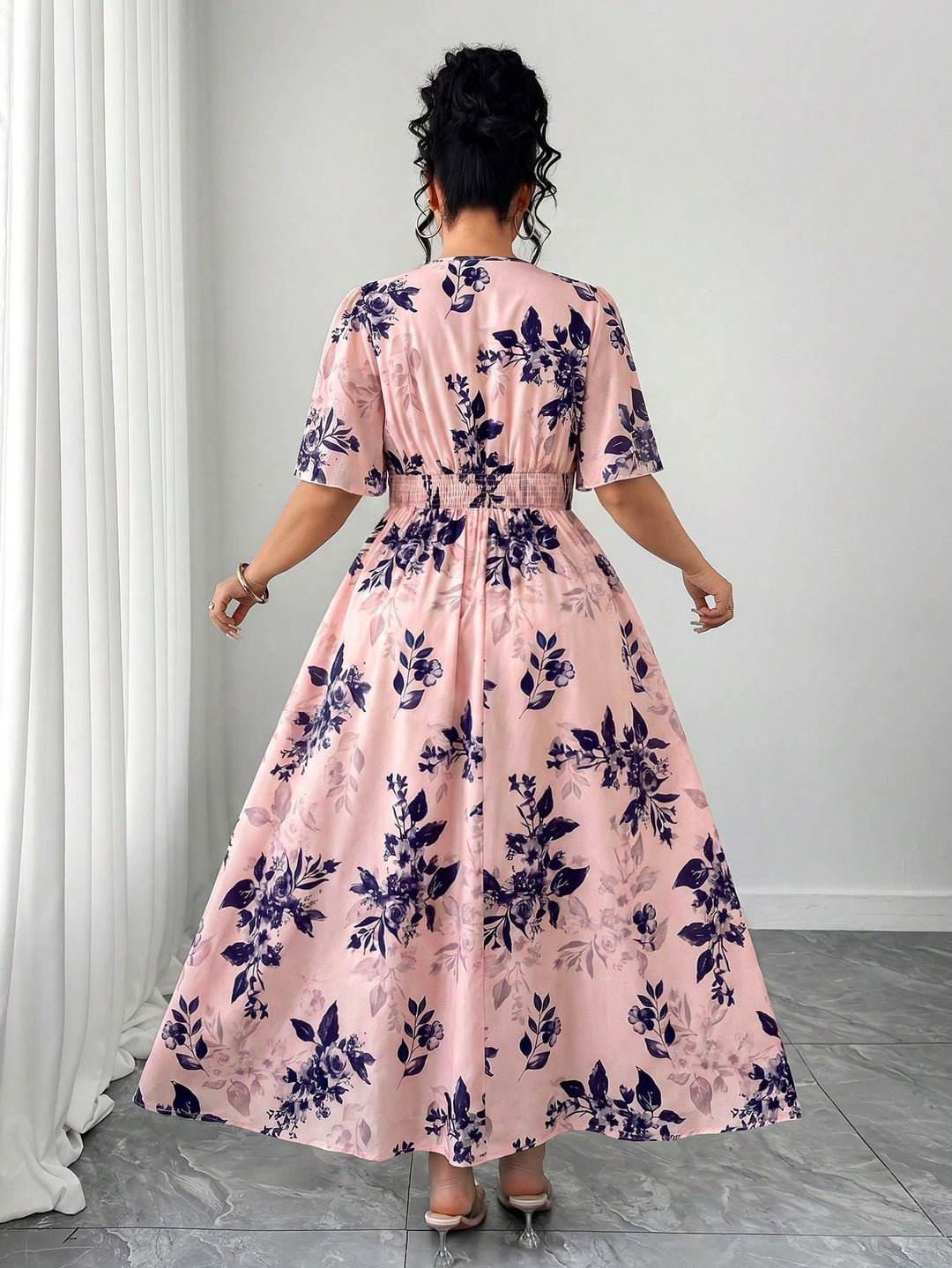 Rochie SHEIN, roz