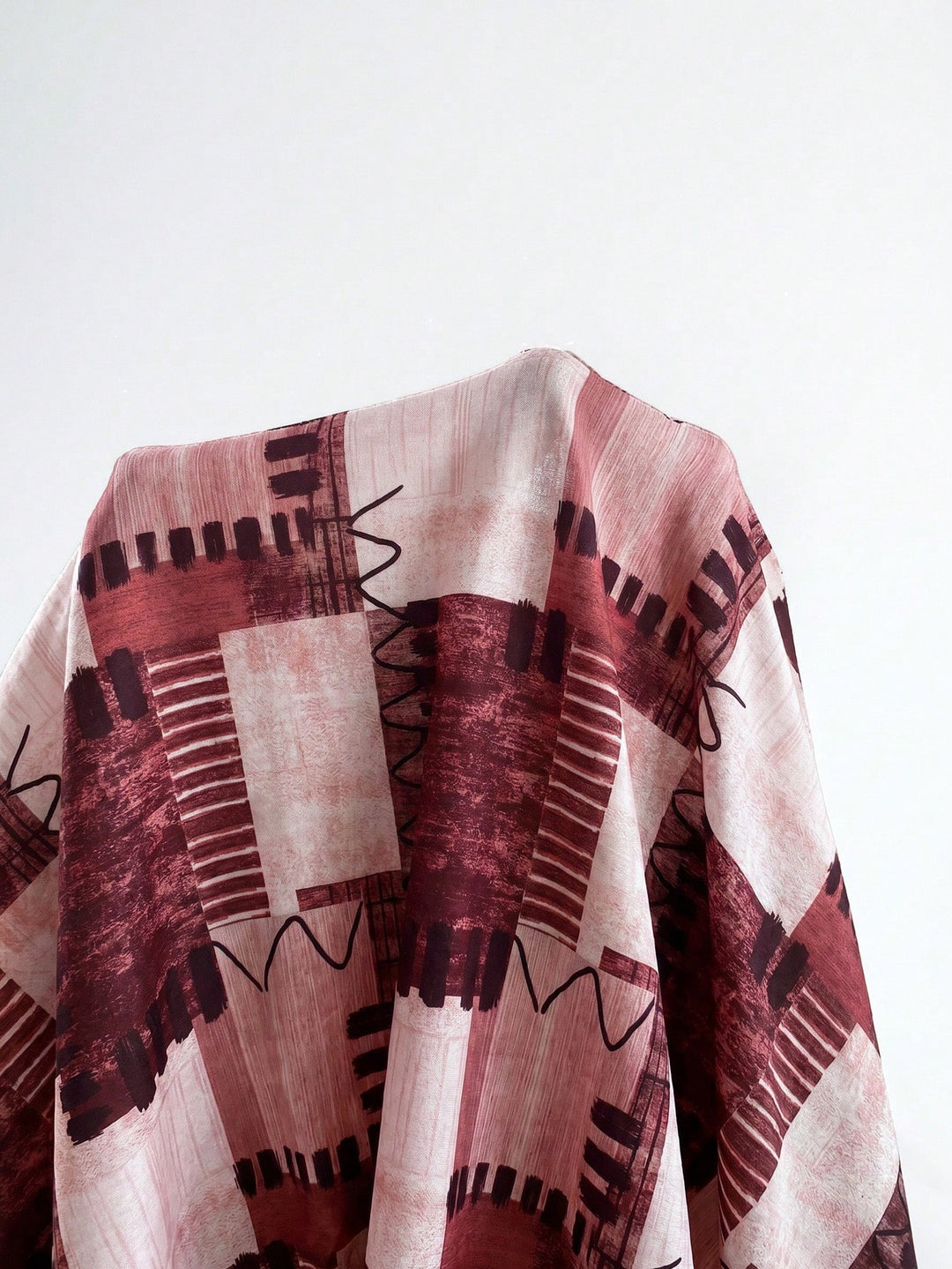 Tricou SHEIN, maro