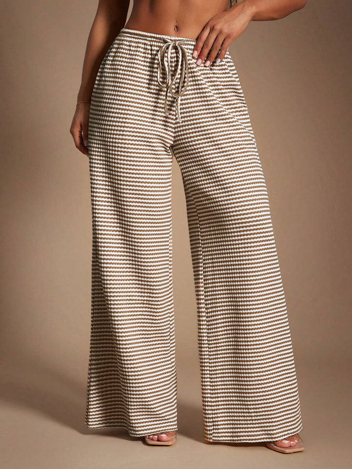Pantaloni SHEIN, maro
