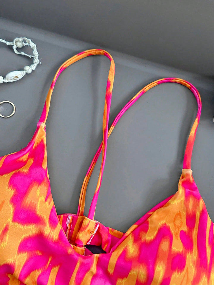 Set bikini SHEIN, mix culori