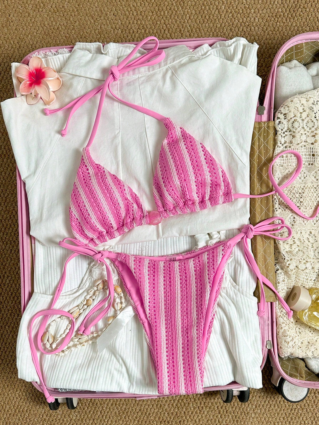 Set bikini SHEIN, roz