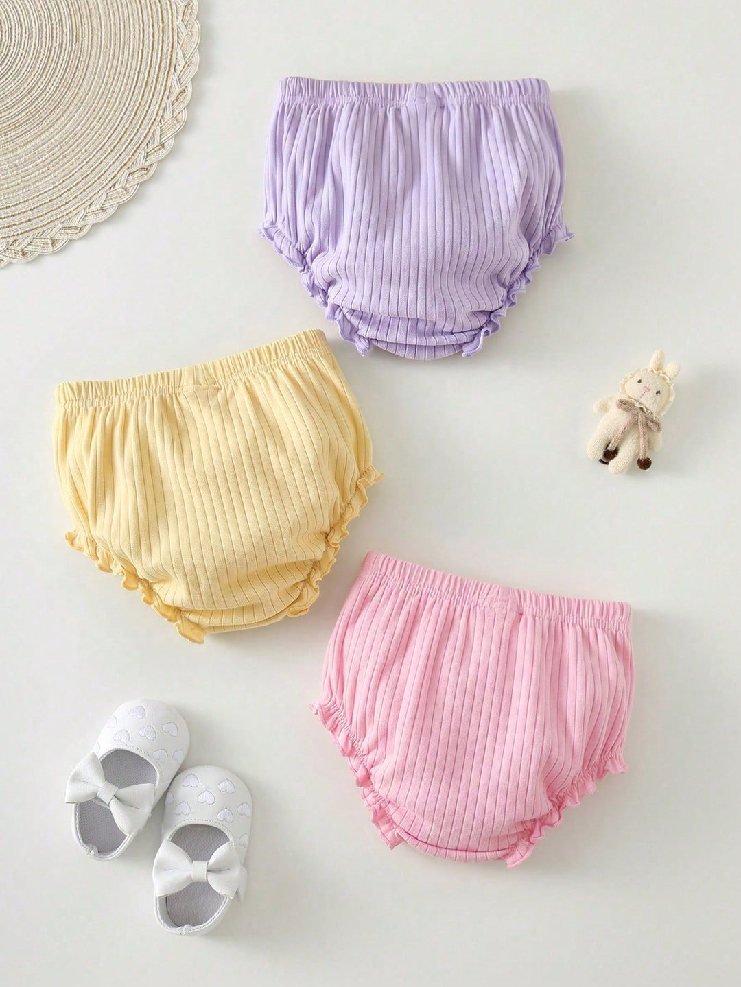 Pantaloni SHEIN, mix culori