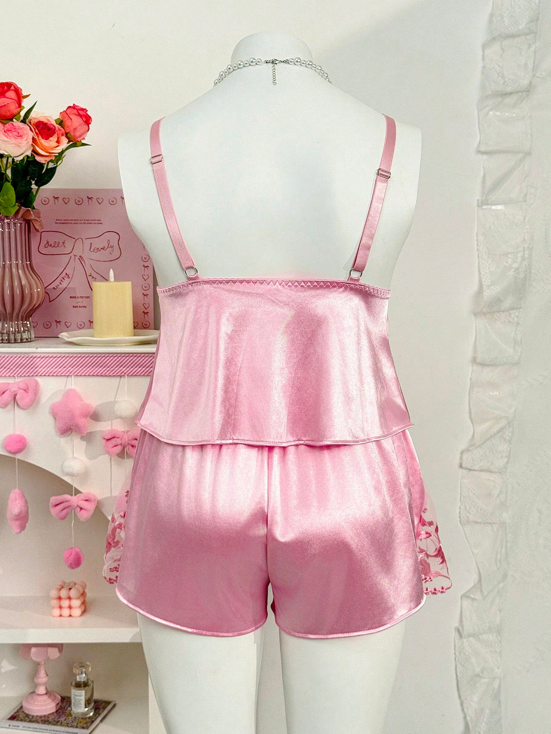 Set pijamale SHEIN, roz