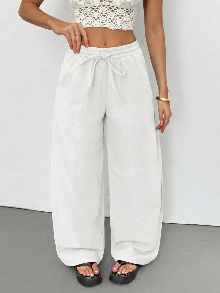 Pantaloni SHEIN, alb