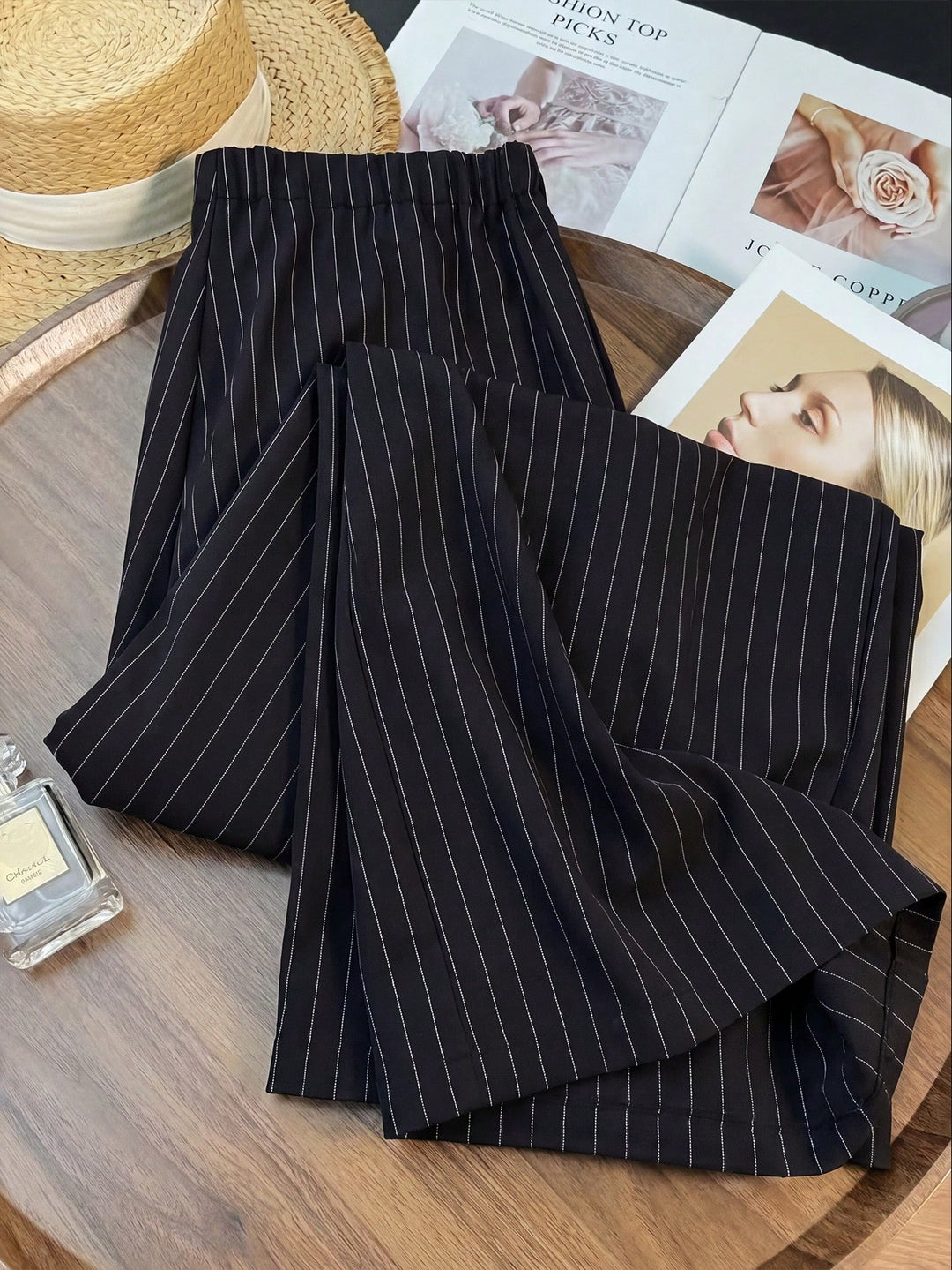 Pantaloni SHEIN, negru