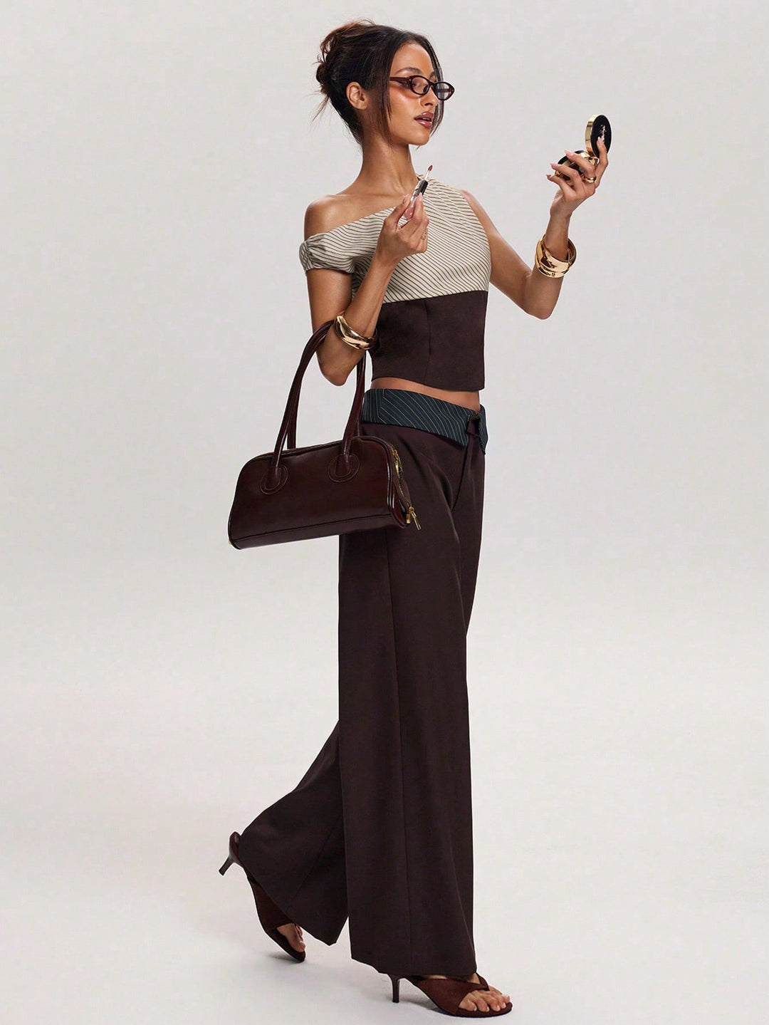 Pantaloni SHEIN, maro