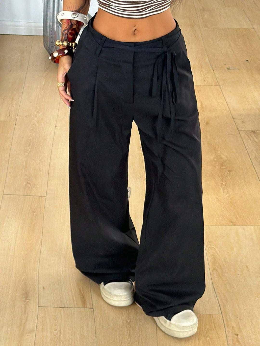 Pantaloni SHEIN, negru