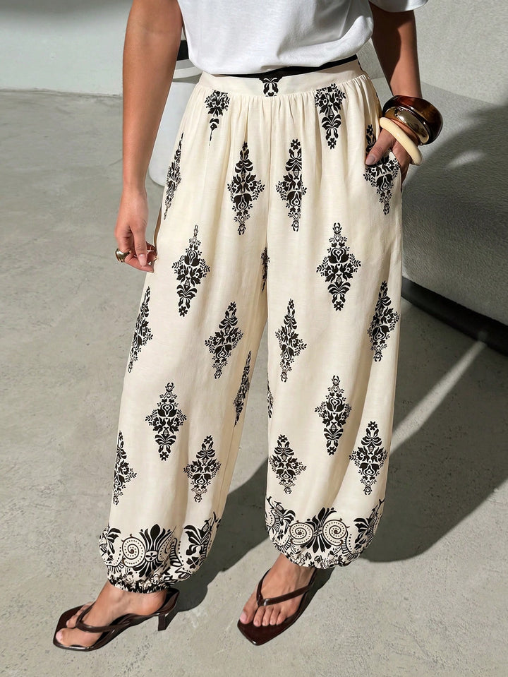 Pantaloni SHEIN, negru