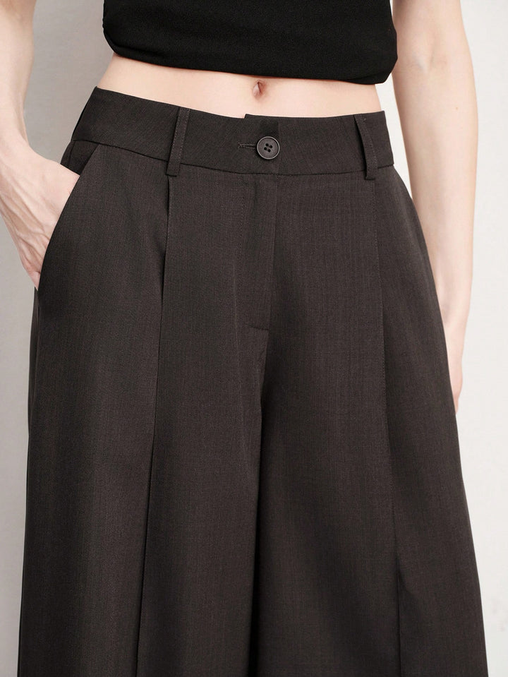 Pantaloni SHEIN, maro