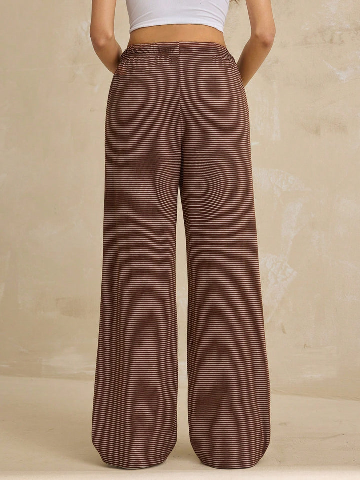 Pantaloni SHEIN, maro