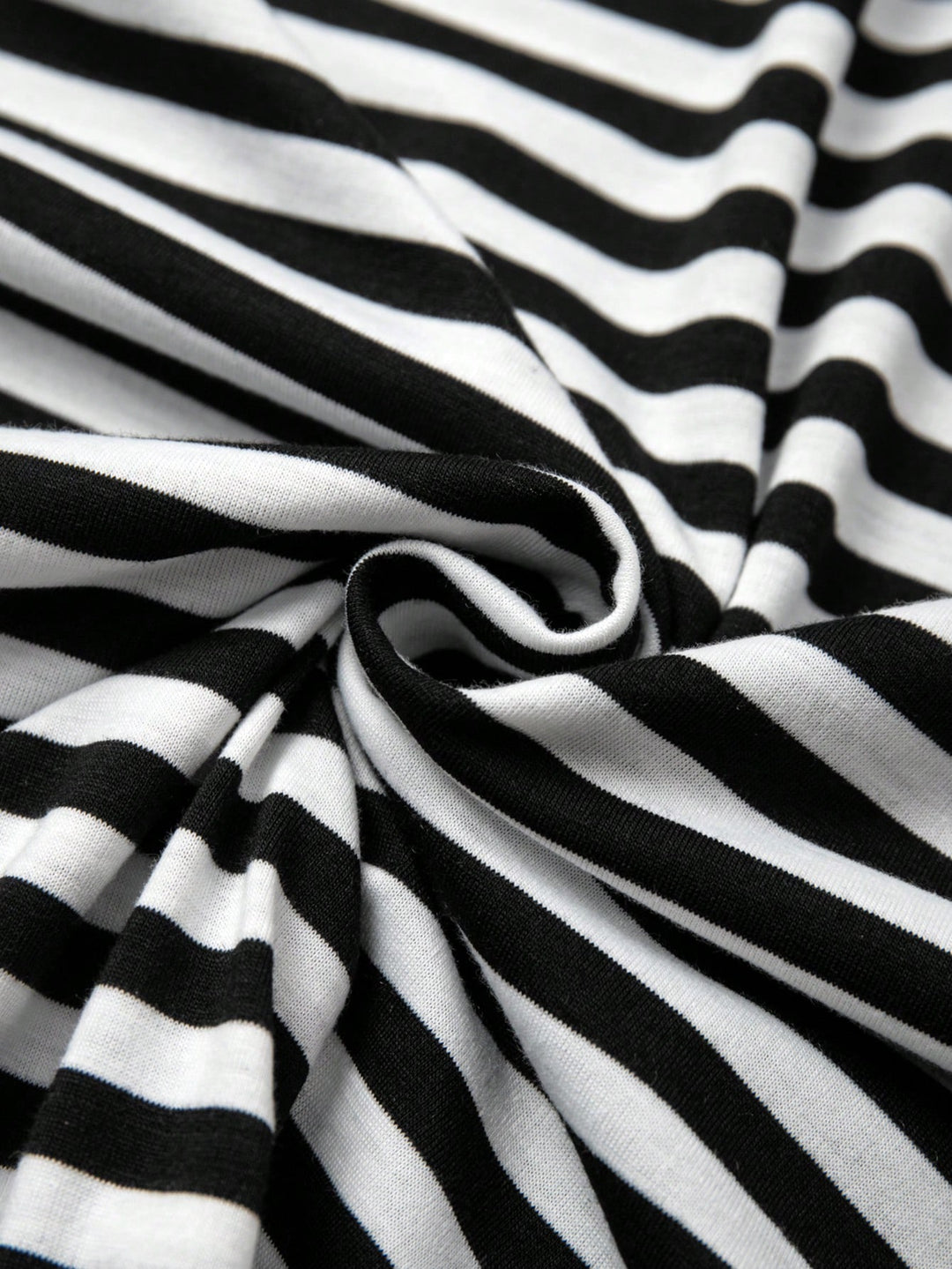 Tricou SHEIN, mix culori