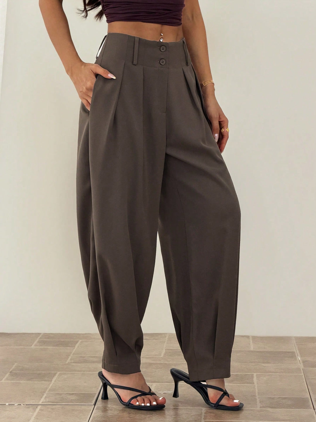 Pantaloni SHEIN, kaki