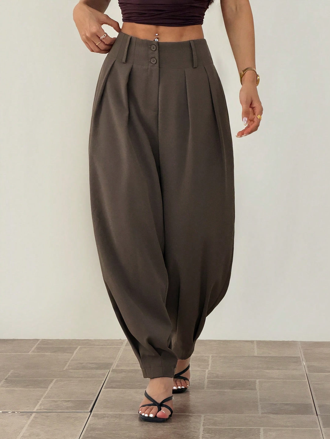 Pantaloni SHEIN, kaki