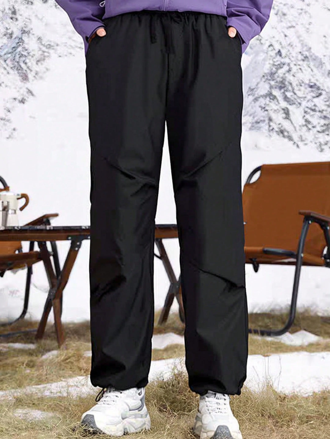 Pantaloni SHEIN, negru