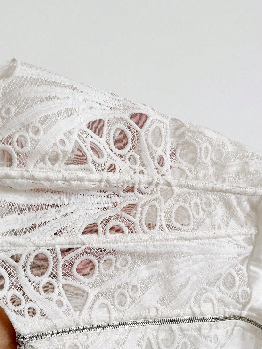Body SHEIN, alb
