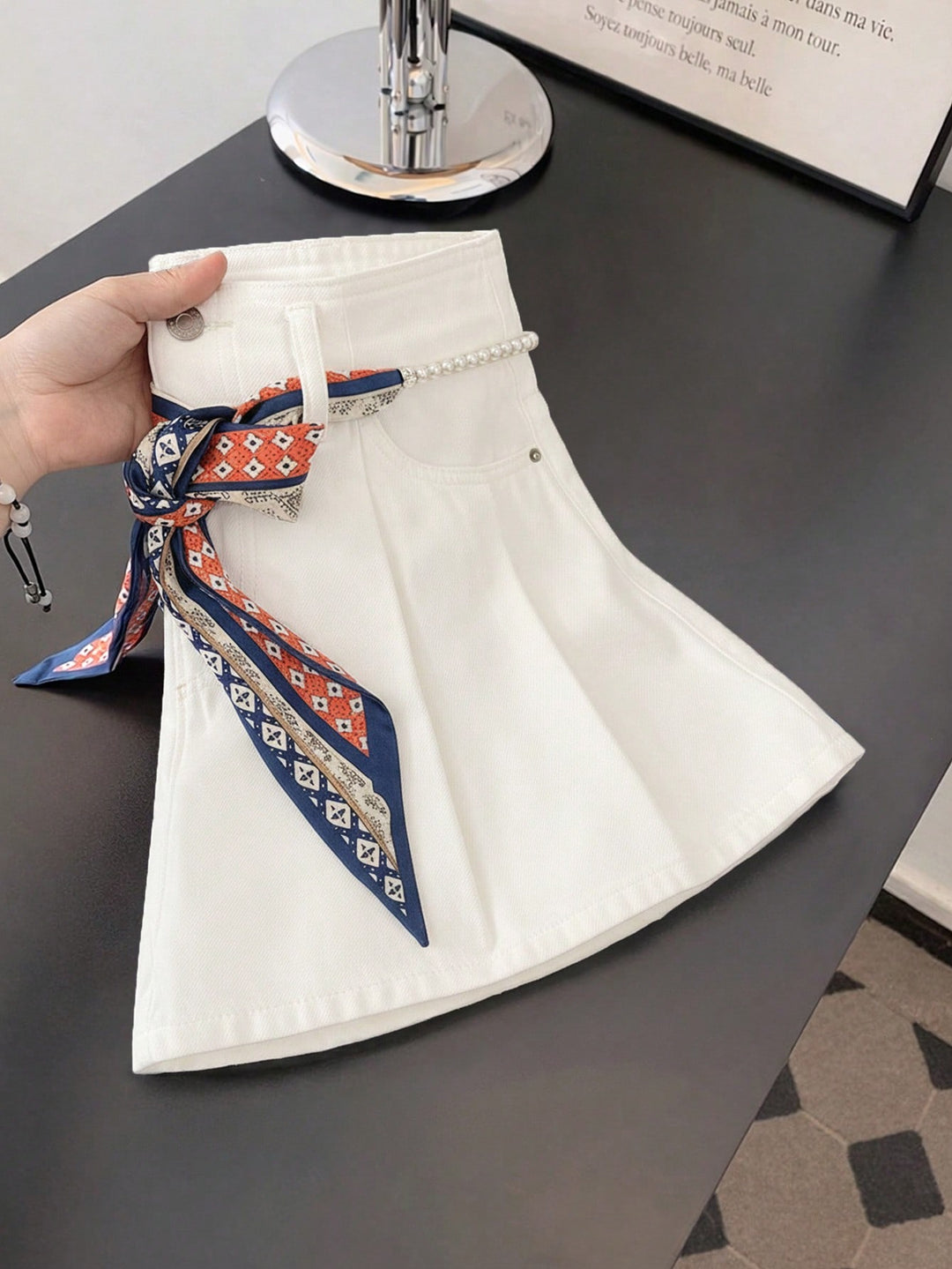 Pantaloni scurți SHEIN, alb