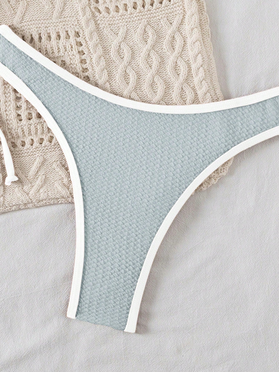 Set bikini SHEIN, mix culori