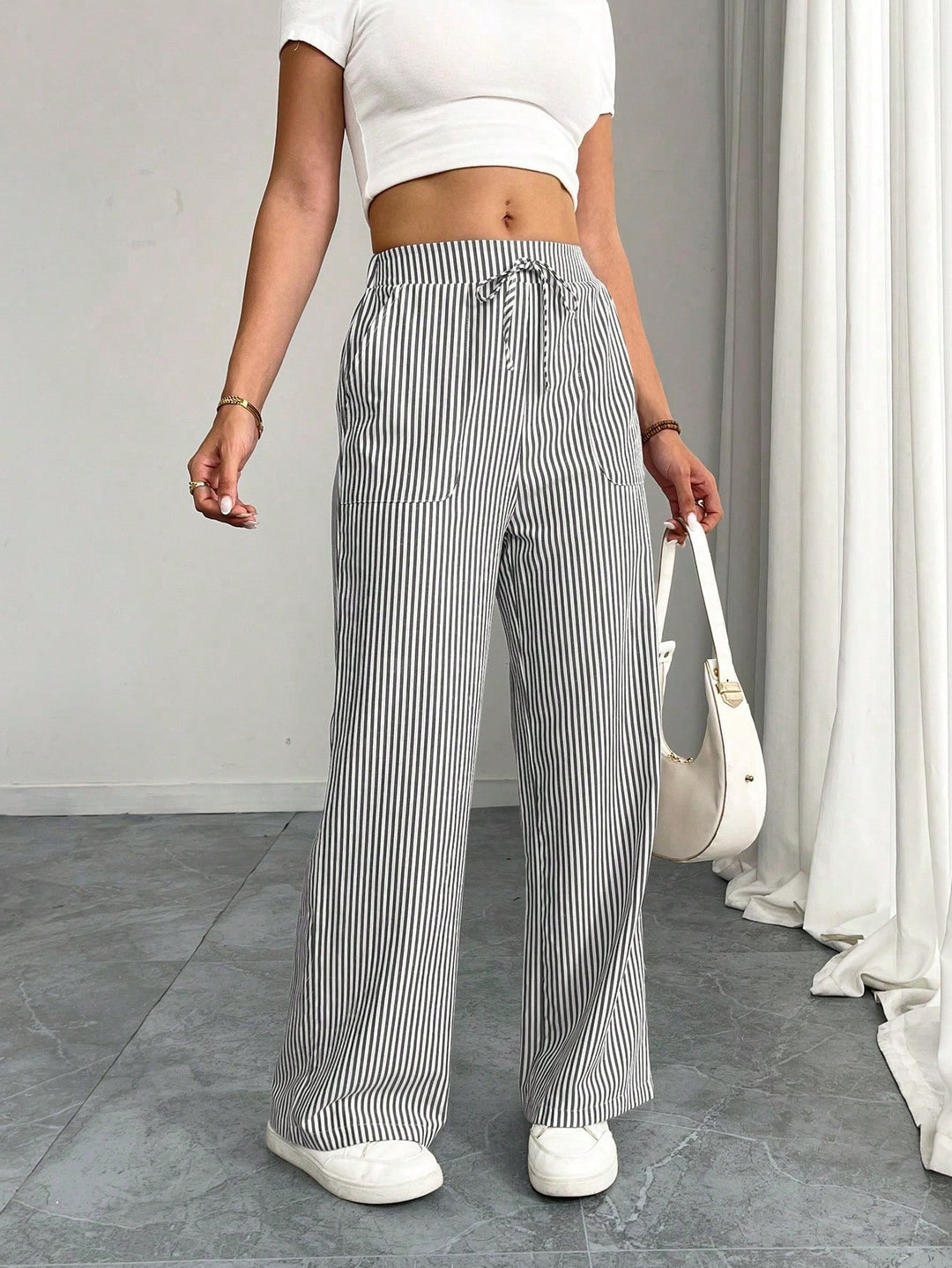 Pantaloni SHEIN, alb