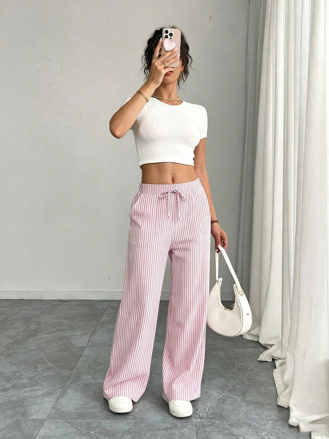 Pantaloni SHEIN, roz