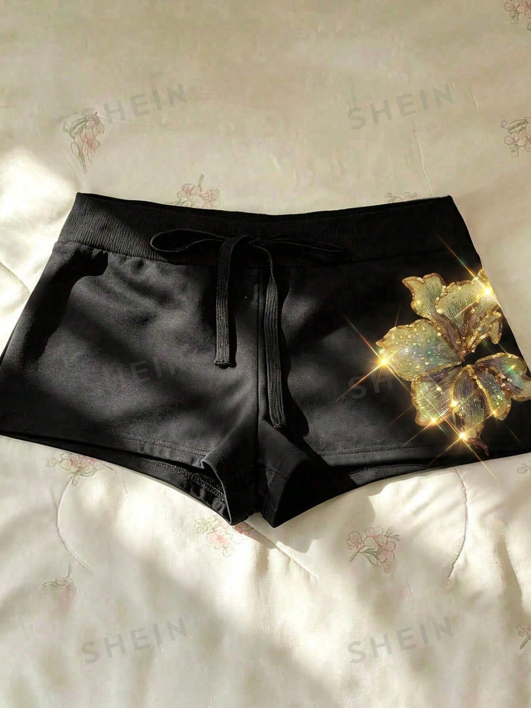 Pantaloni scurți SHEIN, negru