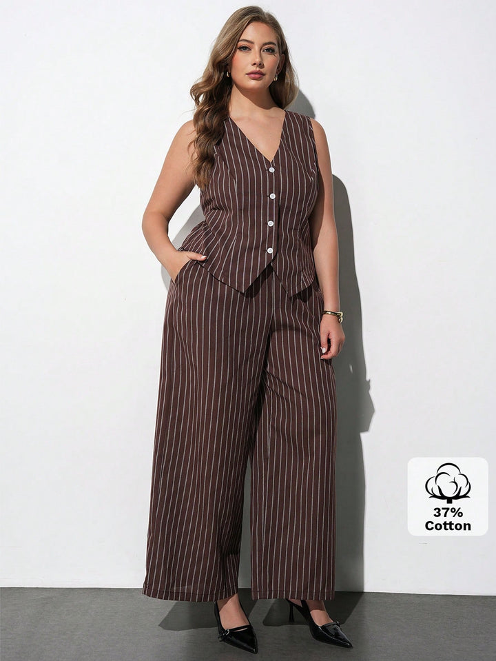 Costum SHEIN, maro