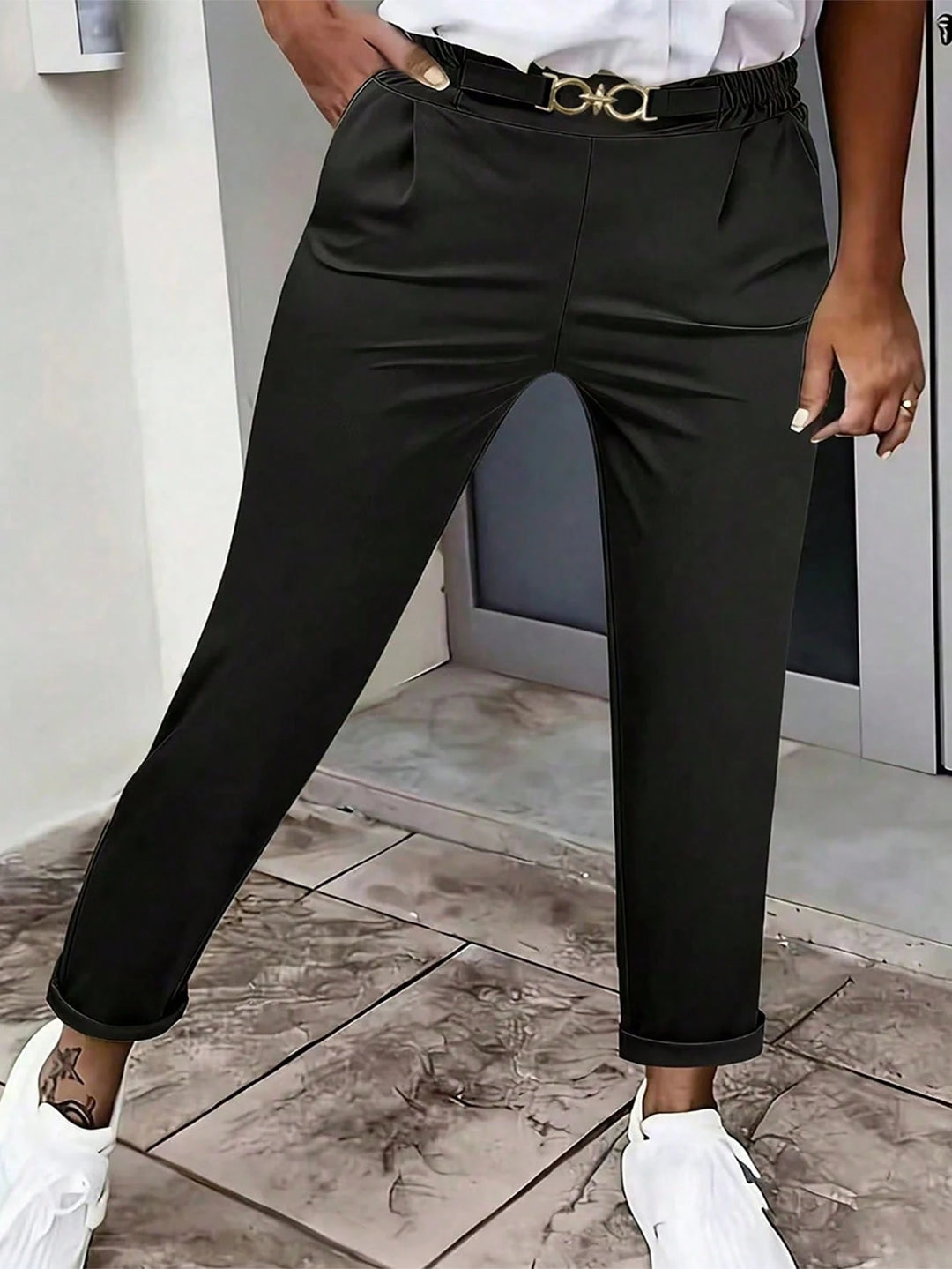 Pantaloni SHEIN, negru